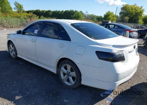 2011 Toyota Camry Se/Le/Xle из США, поврежденный, VIN 4T1BF3EK5BU588911